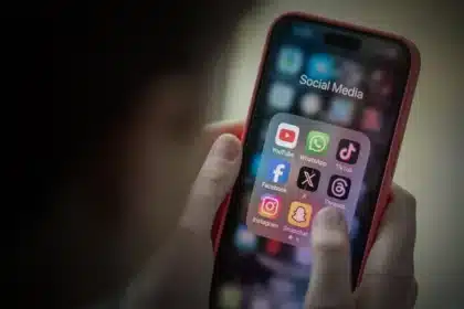 iPhone Users Can Set Up Text Feature To Catch Stolen Phones