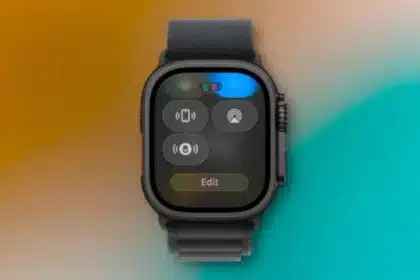 Apple Watch Gets AirTag’s Best Feature