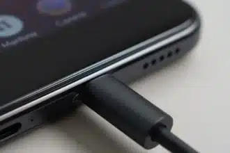 Why Modern Phones No Longer Have a Headphone Jack