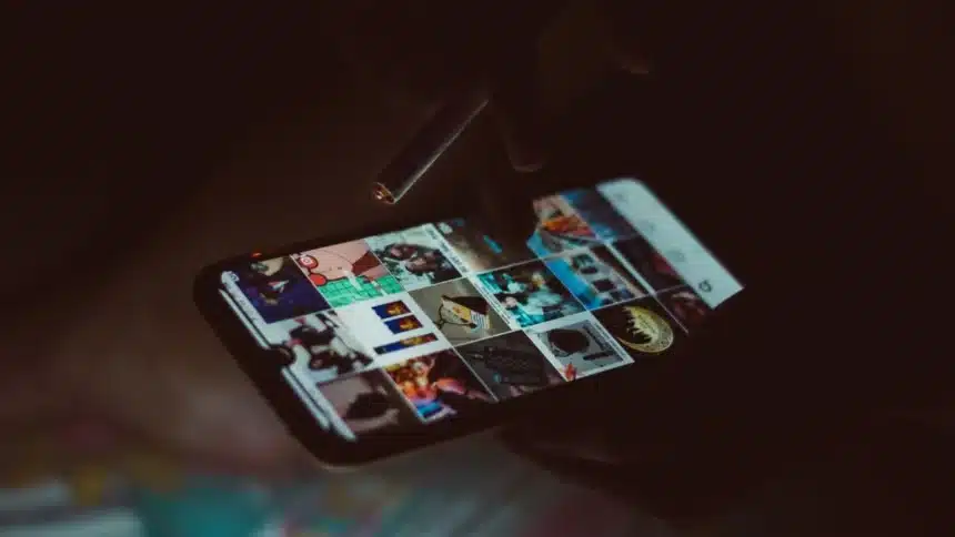 Buying a New Smartphone Avoid These 6 Costly Mistakes