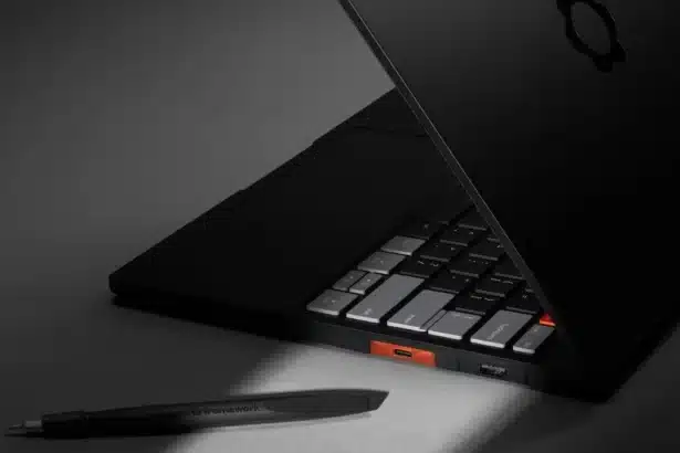 Framework Unveils Laptop 13 Pro, Takes Aim at MacBook Pro for Linux Users