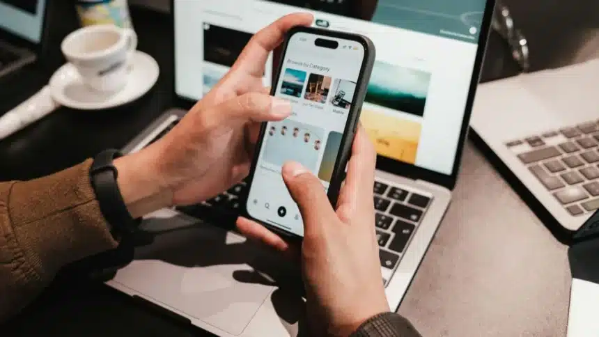 5 Signs Your Phone May Have Malware