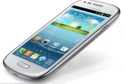 Samsung Reveals Why Compact Phones Are No Longer a Priority