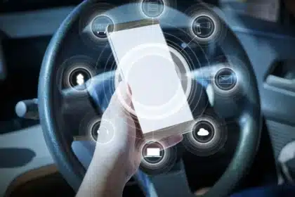 Why Apple CarPlay and Android Auto Are Slowly Disappearing From Cars