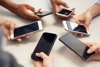 5 Gadgets That Smartphones Replaced Completely