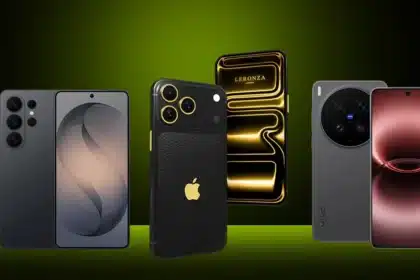 Comparison of the best AMOLED display phones featuring Samsung Galaxy S26 Ultra and iPhone 17 Pro Max