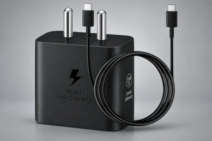 Power Delivery charger with USB-C cable for fast charging