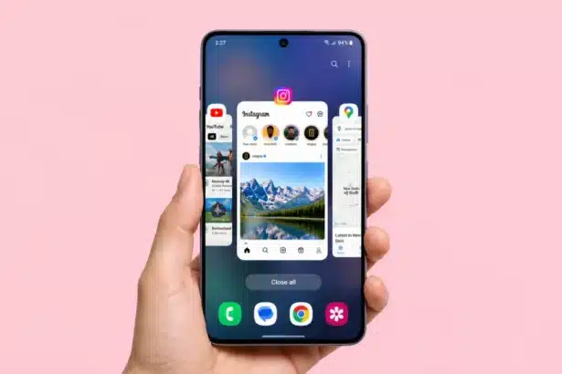 Android smartphone showing the recent apps screen with Instagram, YouTube and Google Maps
